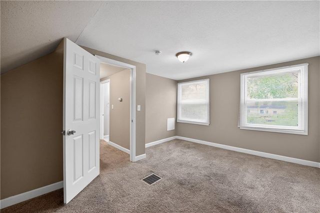 4342 LISTER Avenue, Kansas City, MO 64130