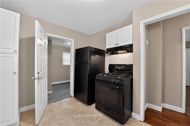 4342 LISTER Avenue, Kansas City, MO 64130