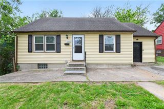 4342 LISTER Avenue, Kansas City, MO 64130