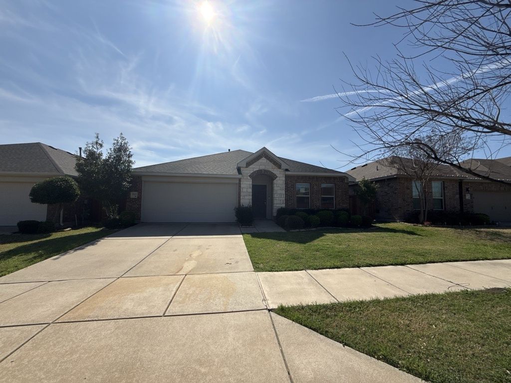 3315 Slate Drive, Forney, TX 75126