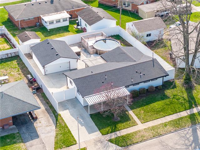 464 Darnell Drive, Dayton, OH 45431