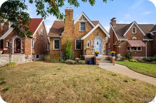 5329 Tholozan Avenue, St Louis, MO 63109