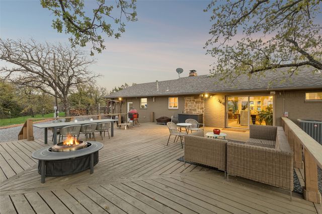 100 Swisher Road, Shady Shores, TX 76208