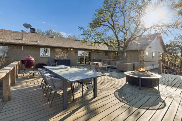 100 Swisher Road, Shady Shores, TX 76208