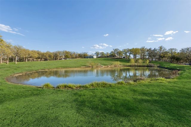 100 Swisher Road, Shady Shores, TX 76208