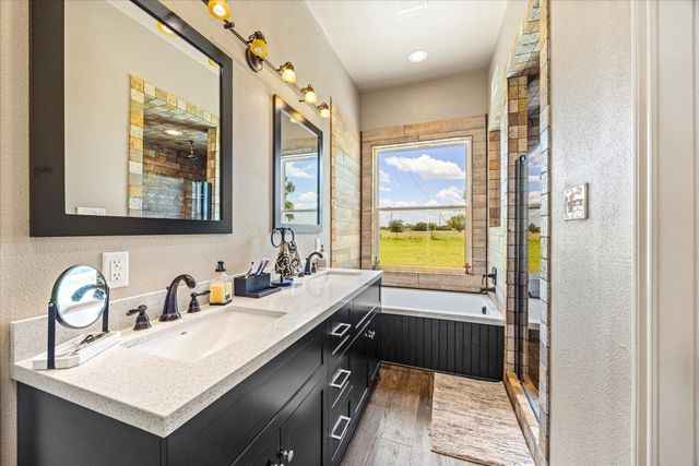 1744 Mambrino Highway, Granbury, TX 76048