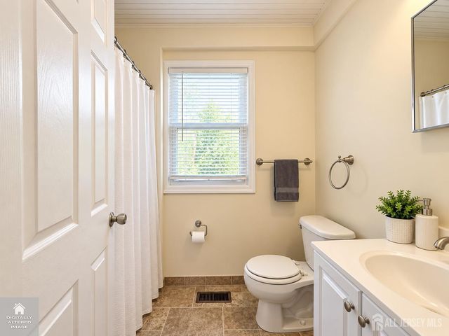 427 Prospect Avenue, Piscataway, NJ 08854