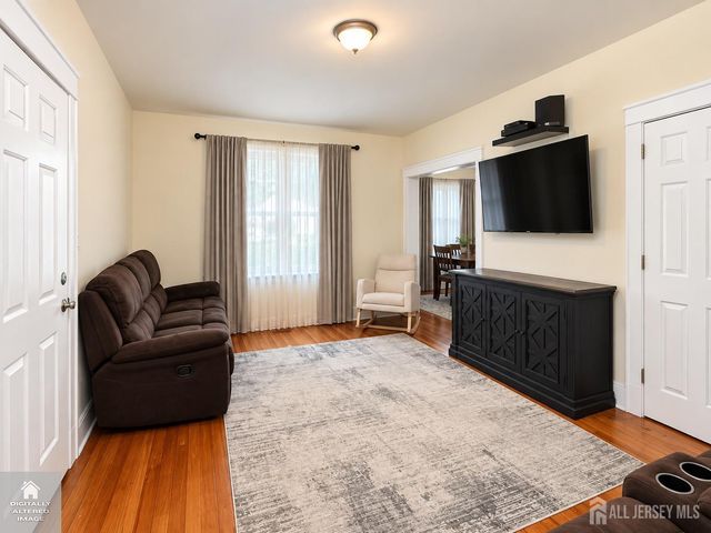 427 Prospect Avenue, Piscataway, NJ 08854