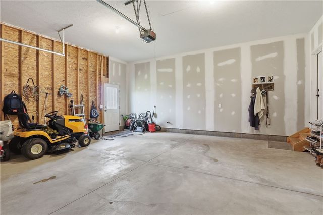 1045 Lakemist Trail, Ontario, NY 14519