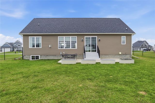 1045 Lakemist Trail, Ontario, NY 14519