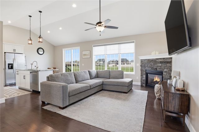 1045 Lakemist Trail, Ontario, NY 14519