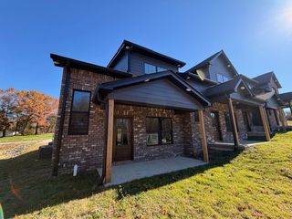 104 Nichali Dr, Charlotte, TN 37036