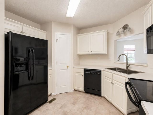 3080 Autumn Woods Court, Douglasville, GA 30135