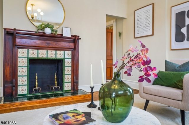 11 Valley Pl, Montclair Twp., NJ 07043