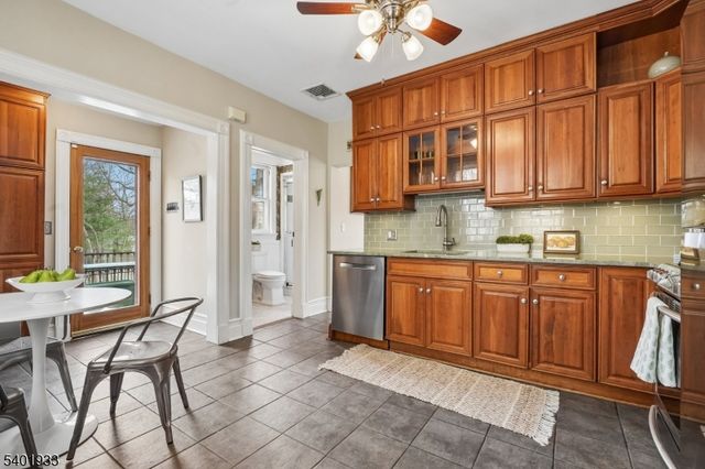 11 Valley Pl, Montclair Twp., NJ 07043