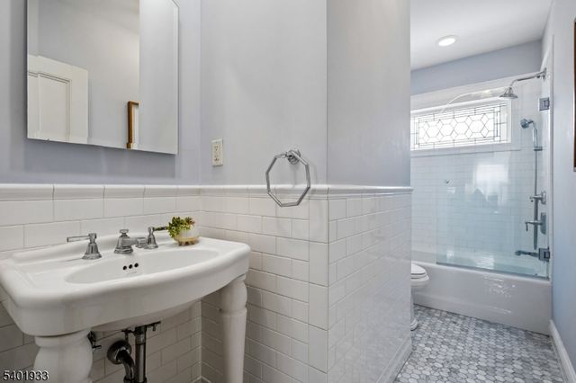 11 Valley Pl, Montclair Twp., NJ 07043