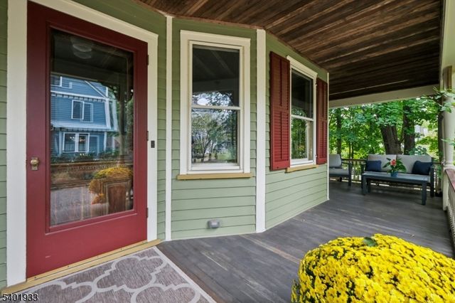 11 Valley Pl, Montclair Twp., NJ 07043