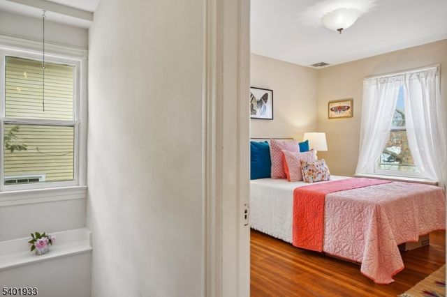 11 Valley Pl, Montclair Twp., NJ 07043