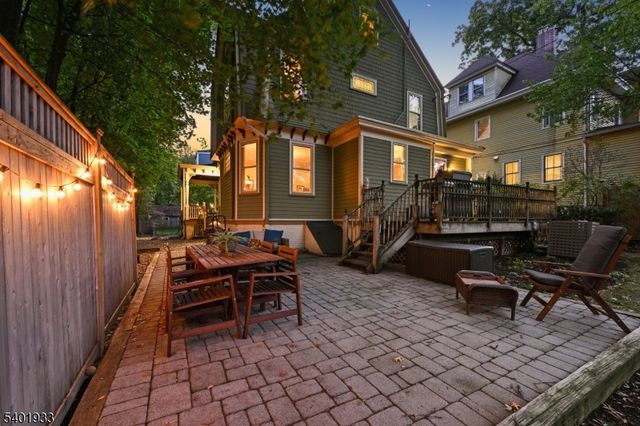 11 Valley Pl, Montclair Twp., NJ 07043