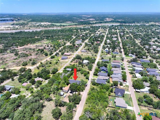 638 Oak Lane, Cottonwood Shores, TX 78657