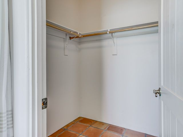 3221 La Paz, Santa Fe, NM 87507