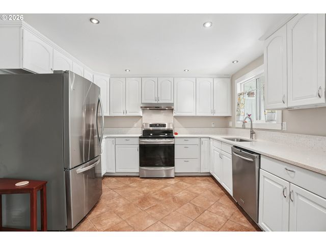 1518 SPRING GARDEN Way, Forest Grove, OR 97116