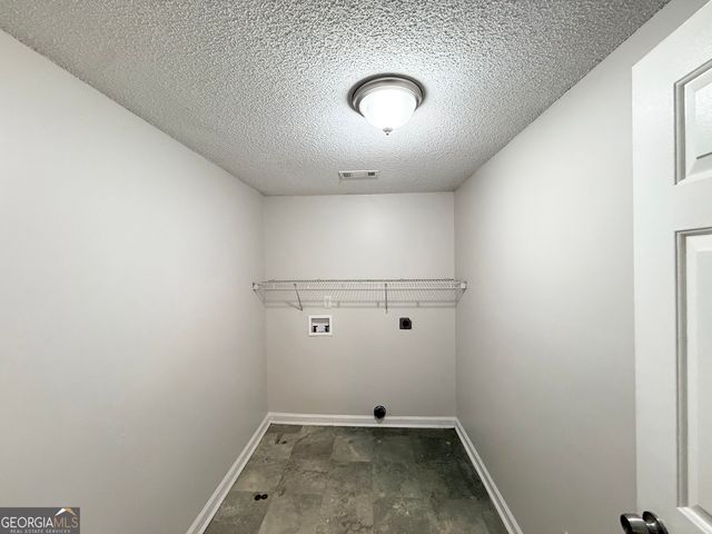 5753 Three Lakes Drive, Atlanta, GA 30349