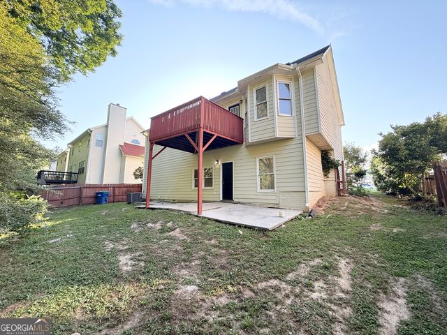 5753 Three Lakes Drive, Atlanta, GA 30349
