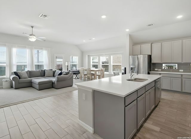253 Holland Park, Schertz, TX 78108