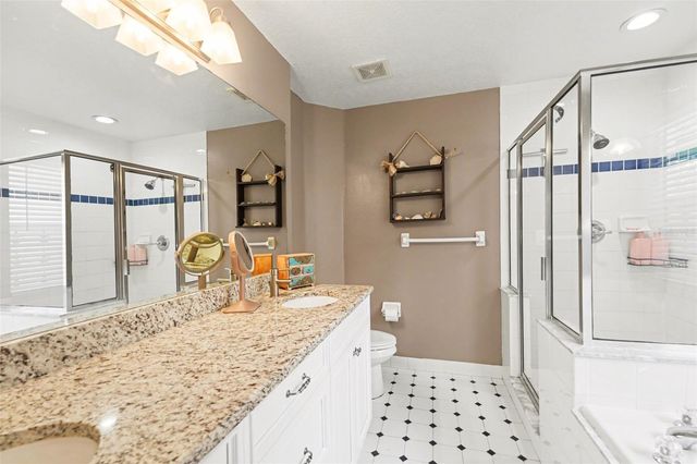 12324 GLENFIELD AVENUE, Tampa, FL 33626