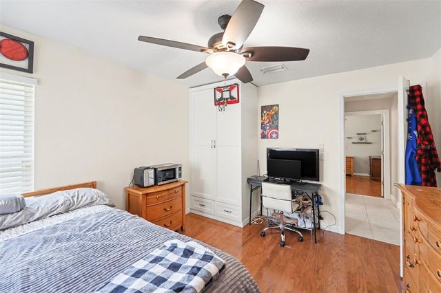 12324 GLENFIELD AVENUE, Tampa, FL 33626