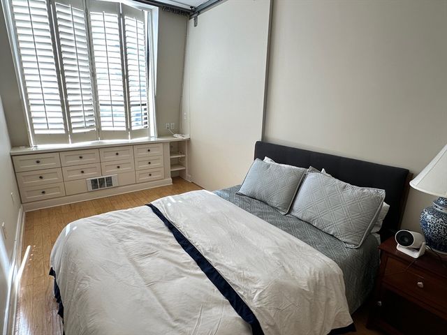 160 Commonwealth Avenue 704, Boston, MA 02116