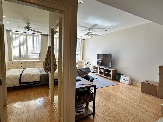160 Commonwealth Avenue 704, Boston, MA 02116