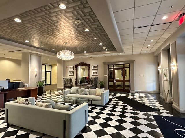 160 Commonwealth Avenue 704, Boston, MA 02116