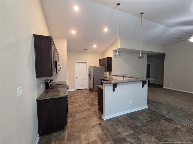 2044 Stonewash Drive, Fayetteville, NC 28306
