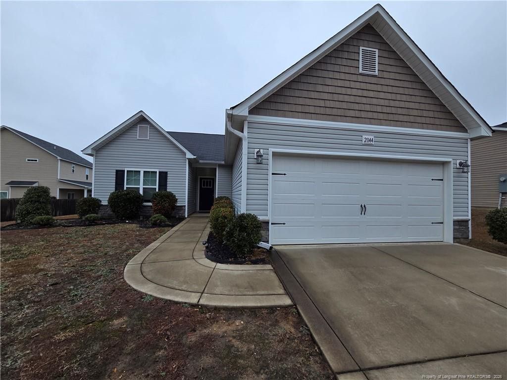 2044 Stonewash Drive, Fayetteville, NC 28306