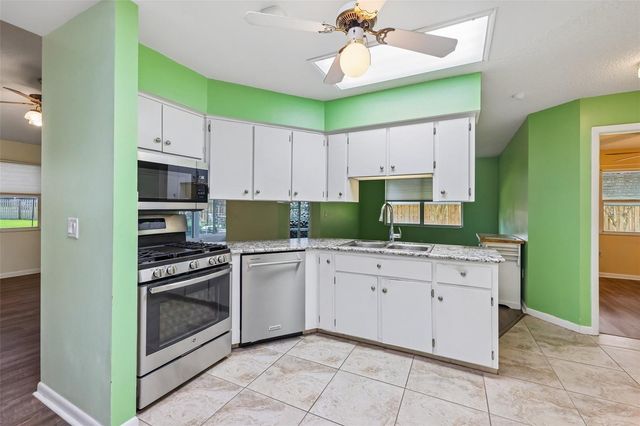 1607 SELKIRK DRIVE, Leesburg, FL 34788