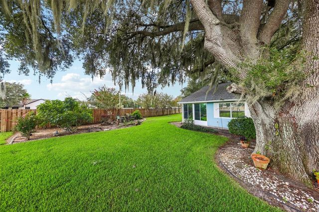 1607 SELKIRK DRIVE, Leesburg, FL 34788