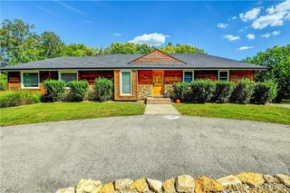 1197 S 104th Street, Edwardsville, KS 66111