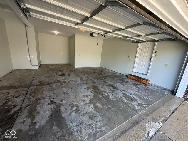 10343 Waveland Circle, Fishers, IN 46038