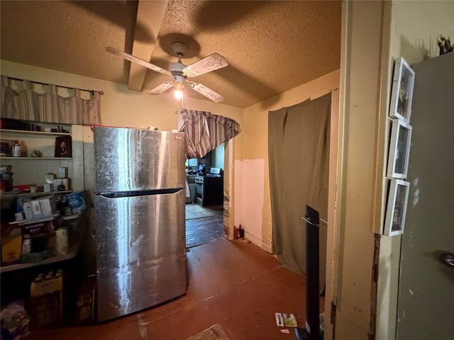 5925 Nina Lane, Haltom City, TX 76117