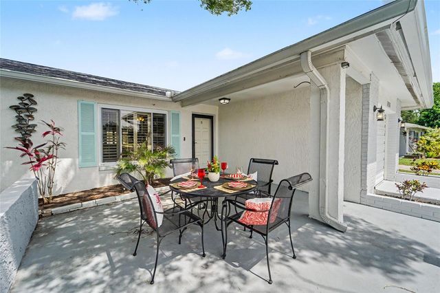 1496 QUEEN ANNE DRIVE, Palm Harbor, FL 34684