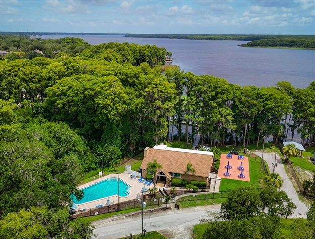 1496 QUEEN ANNE DRIVE, Palm Harbor, FL 34684