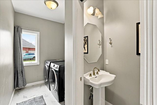 10591 Erie Drive, Crown Point, IN 46307