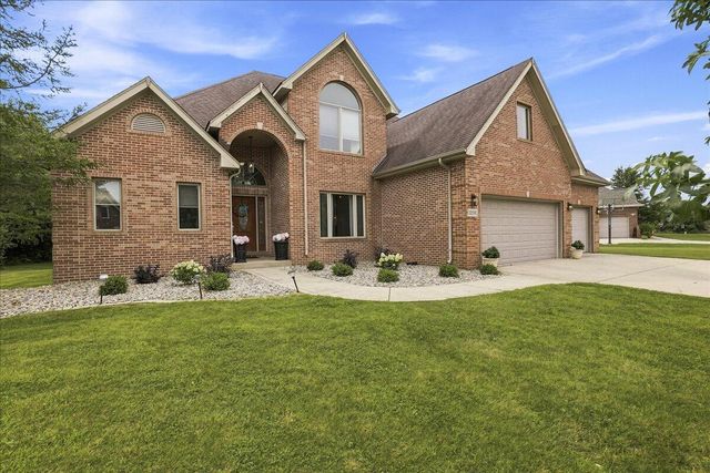 10591 Erie Drive, Crown Point, IN 46307