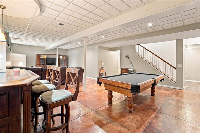 10591 Erie Drive, Crown Point, IN 46307