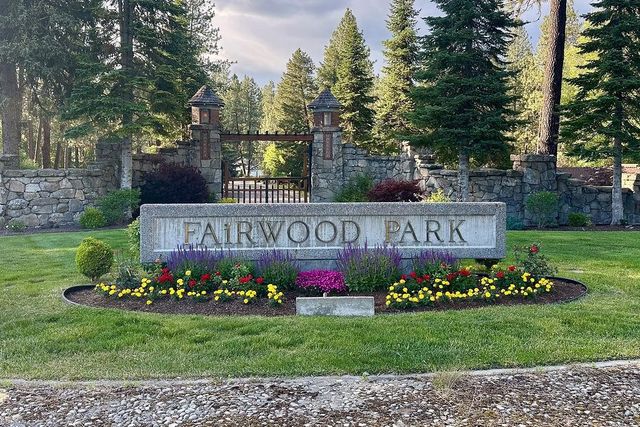 1005 W Bellwood Dr, Spokane, WA 99218