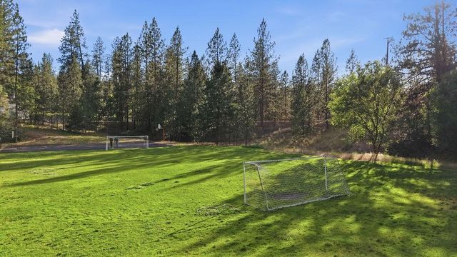 1005 W Bellwood Dr, Spokane, WA 99218