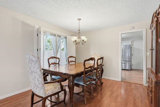 1005 W Bellwood Dr, Spokane, WA 99218