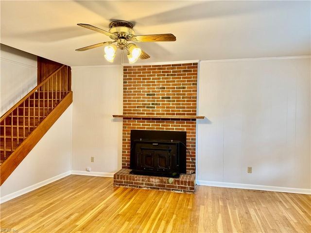 347 Brunell DR, Hampton, VA 23666